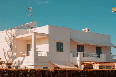 Imagen de Cómo afecta la orientación de la casa al uso del aire acondicionado