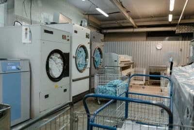 ¿Cuánto dura una lavadora secadora y cómo alargar su vida útil?